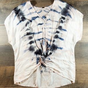YOUNG FABULOUS BROKE YFB Top Womens Small Blue White Tie Dye Twist Front Blouse